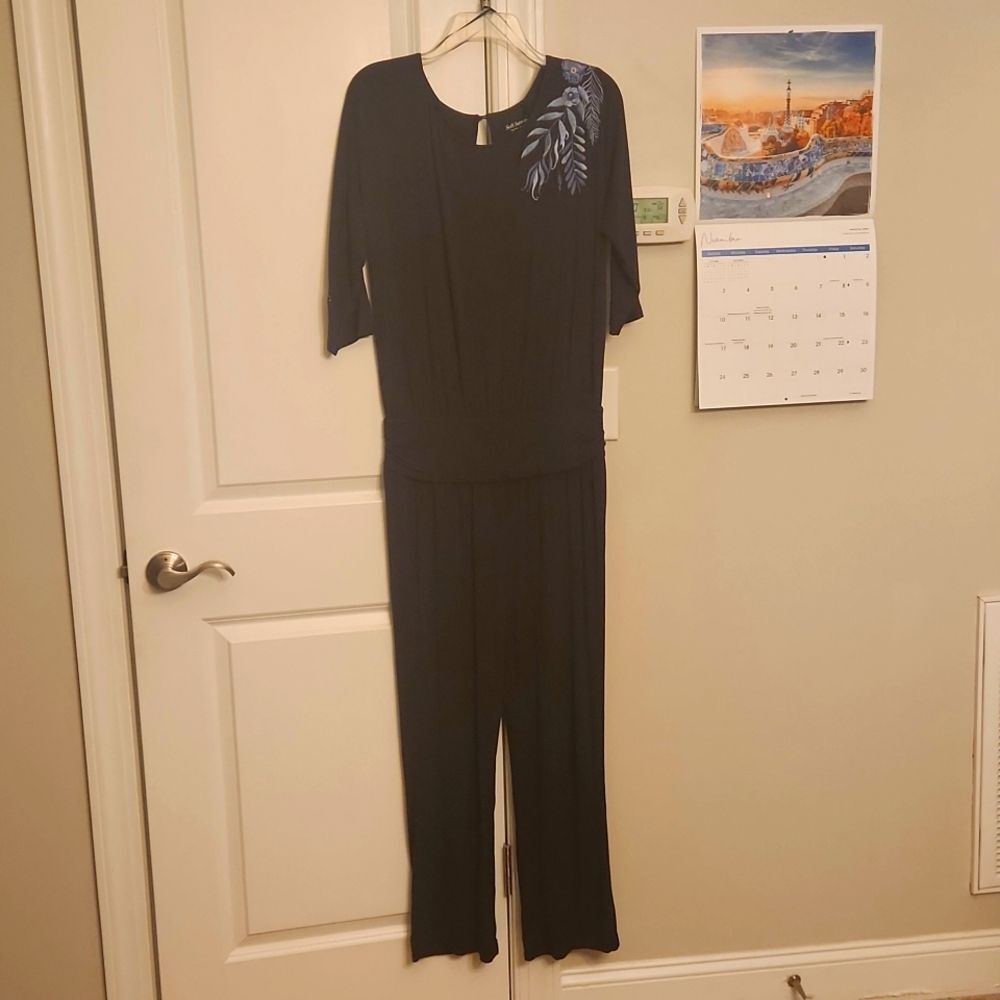 Soft Surroundings Dark Navy Blue Garbo Jumpsuit w/ Embroidered Flowers Size S